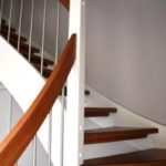 Mahagoni-Stufen mit Rutschgummi